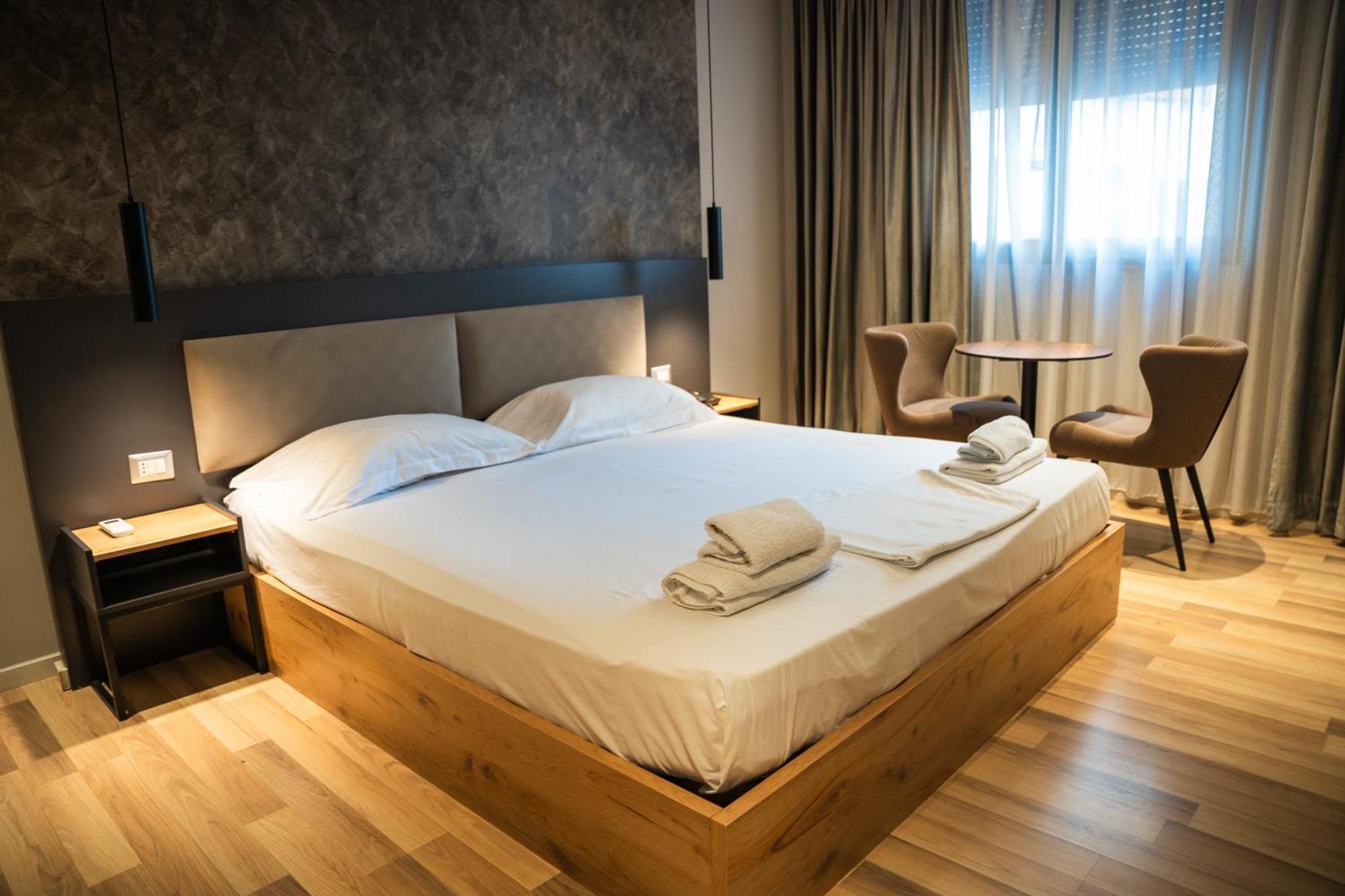 Center Boutique Hotel Tirana Exteriér fotografie
